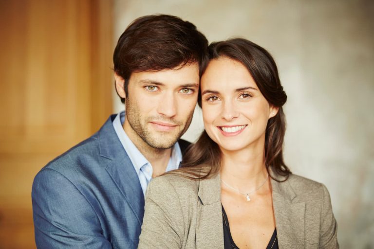 Quand un homme dit bisous à une femme